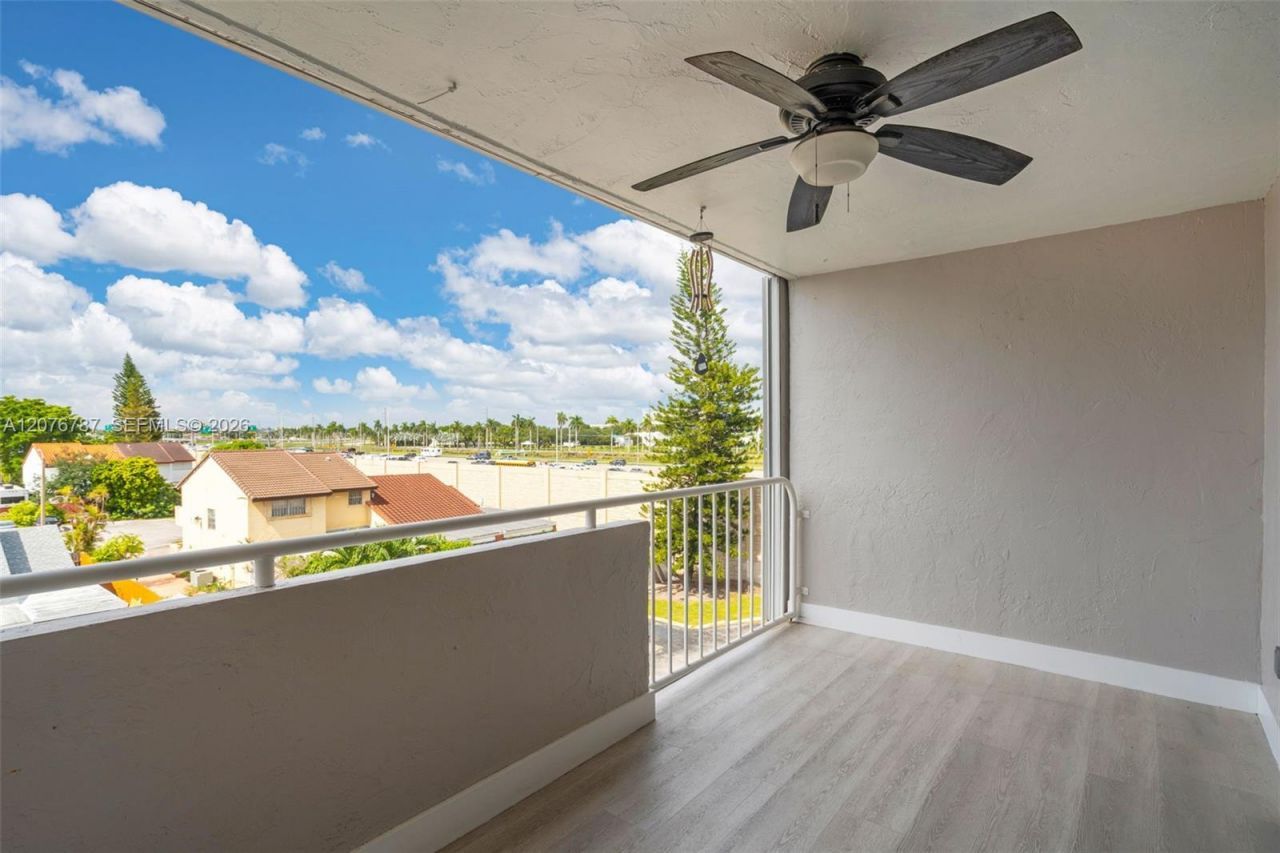 11755 SW 18th St , Unit 409, Miami, FL 33175 Photo