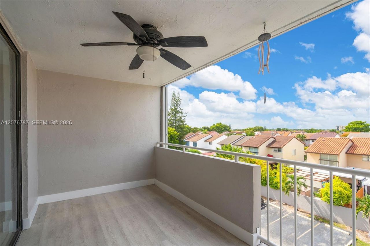 11755 SW 18th St , Unit 409, Miami, FL 33175 Photo