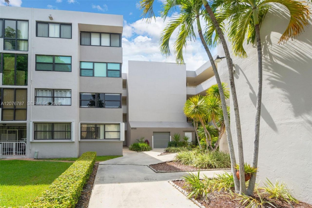11755 SW 18th St , Unit 409, Miami, FL 33175 Photo