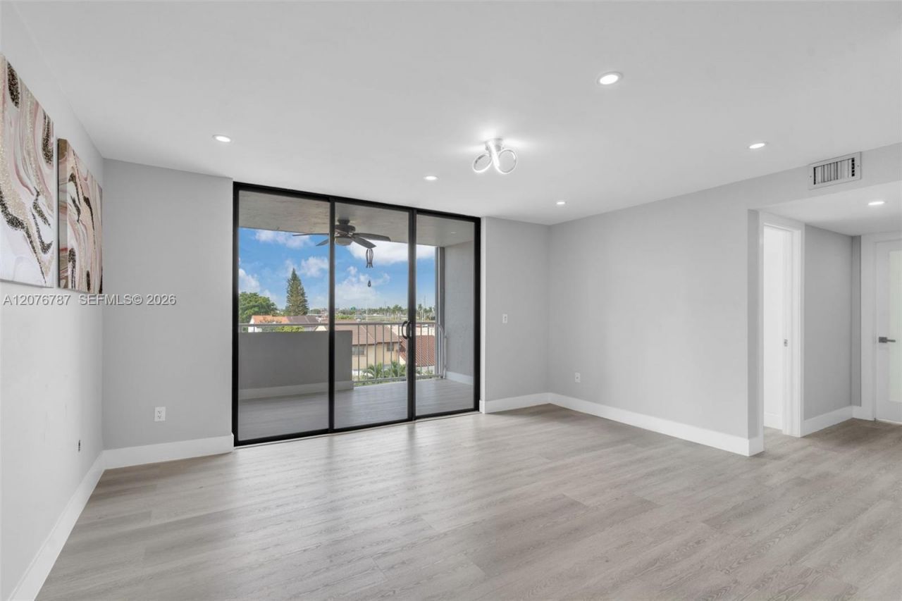 11755 SW 18th St , Unit 409, Miami, FL 33175 Photo