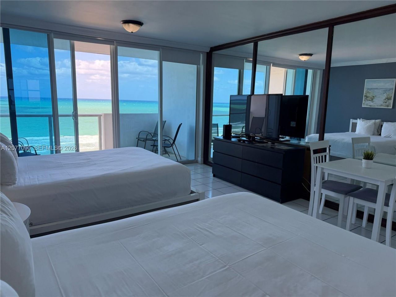 5445 Collins Ave, Unit 729, Miami Beach, FL 33140 Photo