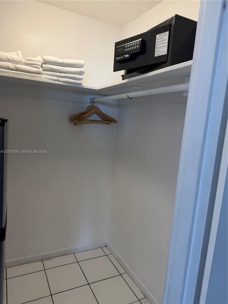 5445 Collins Ave, Unit 729, Miami Beach, FL 33140 Photo