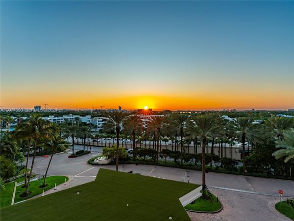 10275 Collins Ave , Unit 527, Bal Harbour, FL 33154