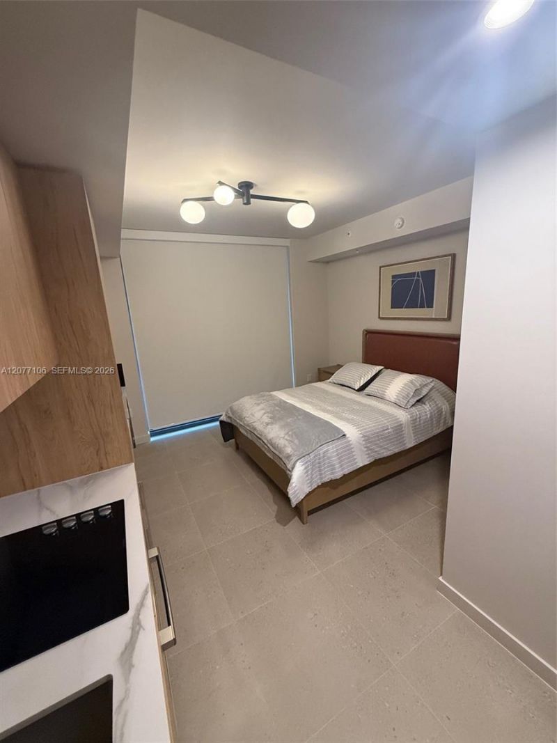 11 NE 6th St, Unit 706, Miami, FL 33132 Photo