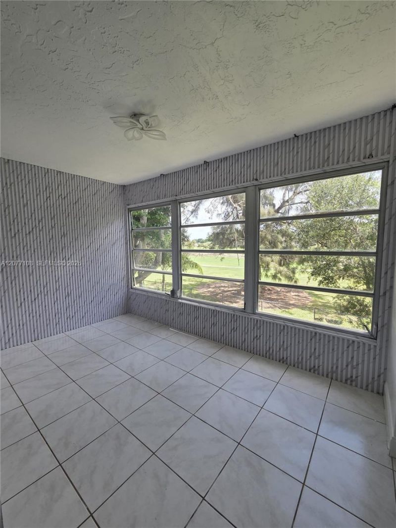 1020 NW 80th Ave , Unit 203, Margate, FL 33063 Photo