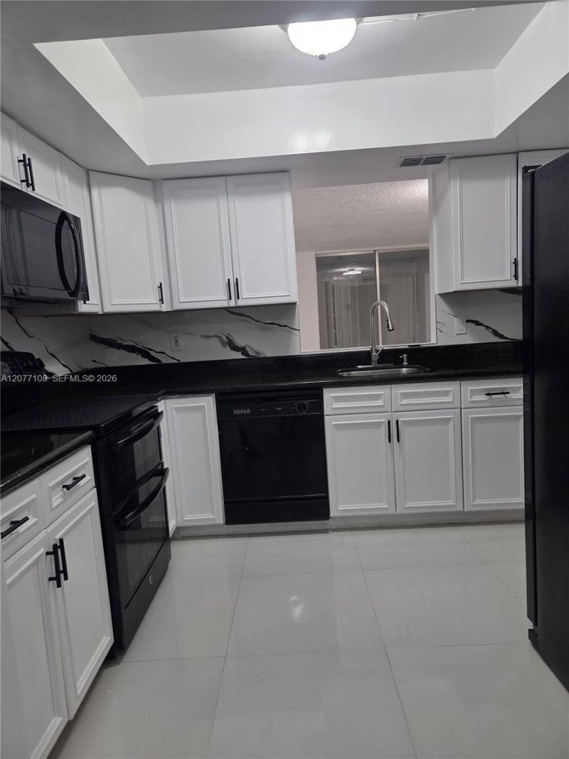 1020 NW 80th Ave , Unit 203, Margate, FL 33063 Photo