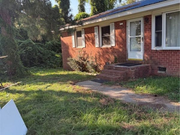 2829 Brookhaven Drive, Sanford, NC 27330