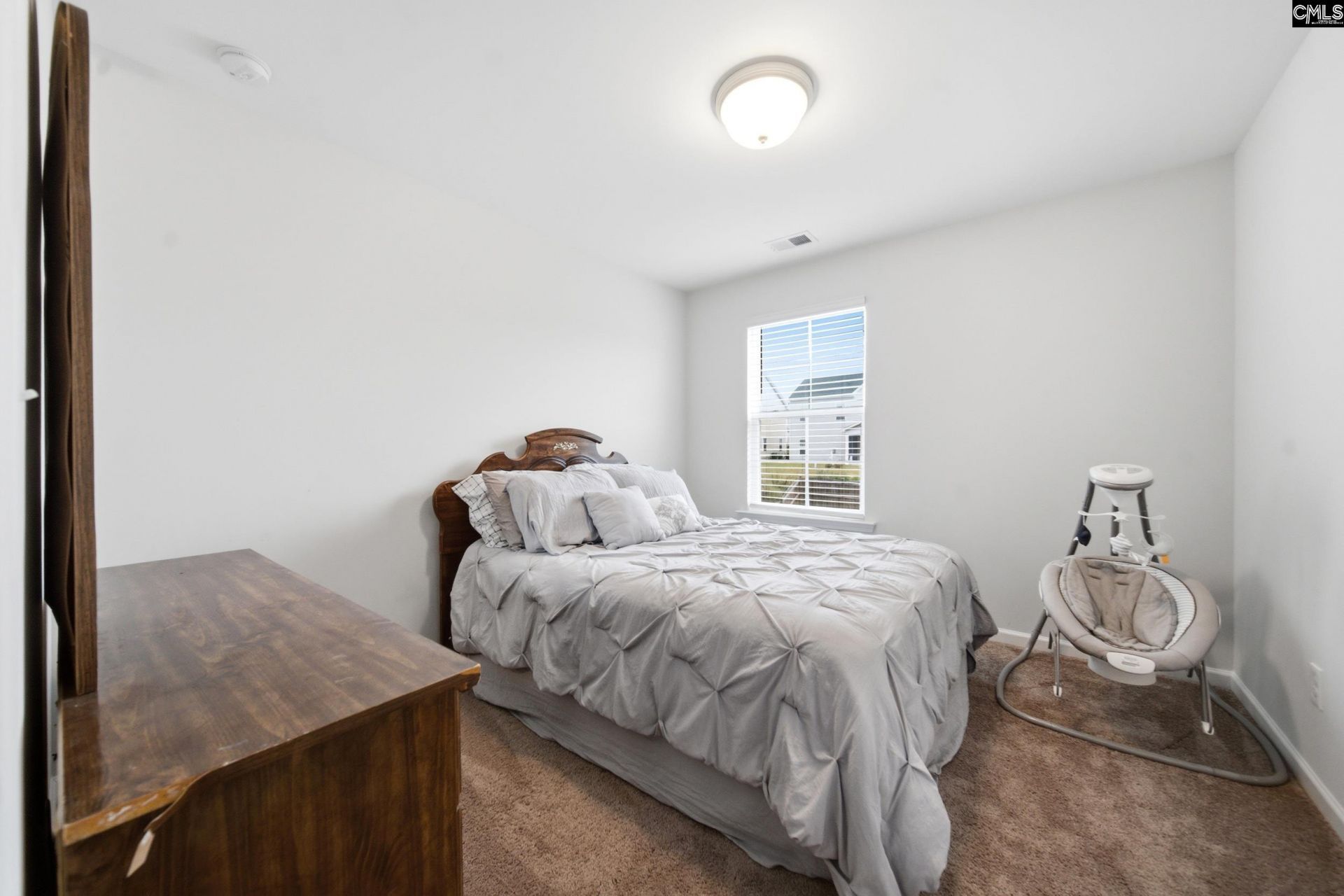 2818 Lugard Road  Photo 23