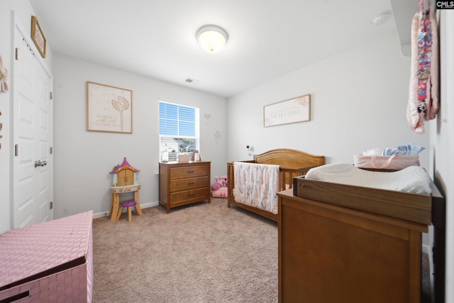 2818 Lugard Road  Photo 24
