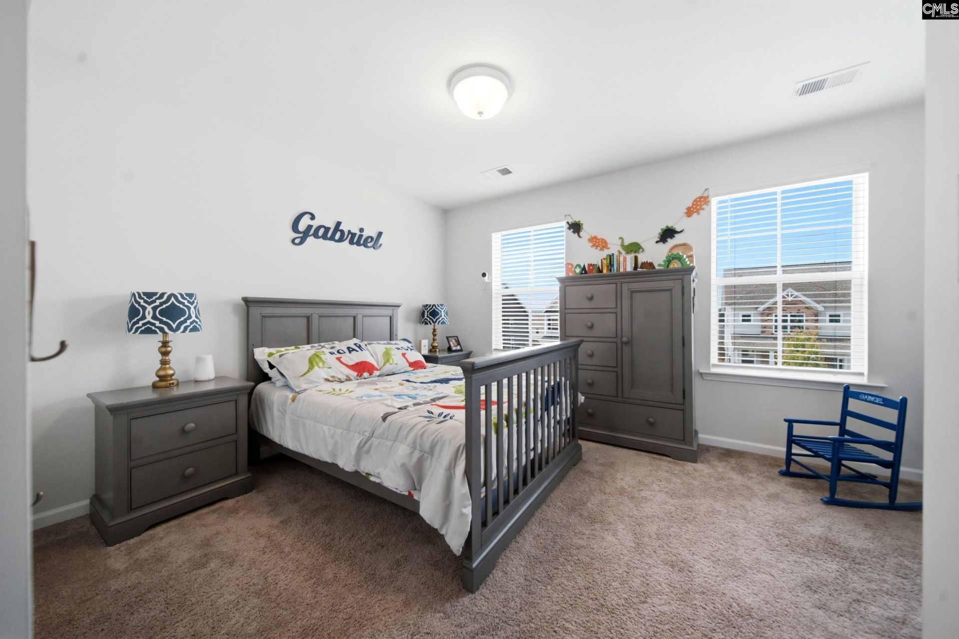 2818 Lugard Road  Photo 26