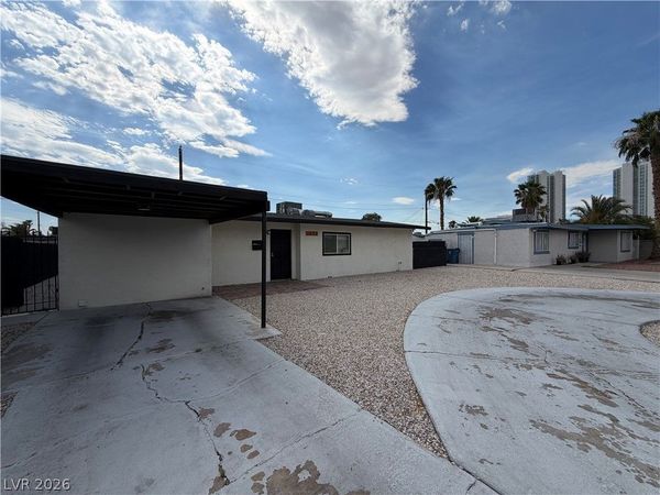 2021 Santa Clara Drive , Las Vegas, NV 89104