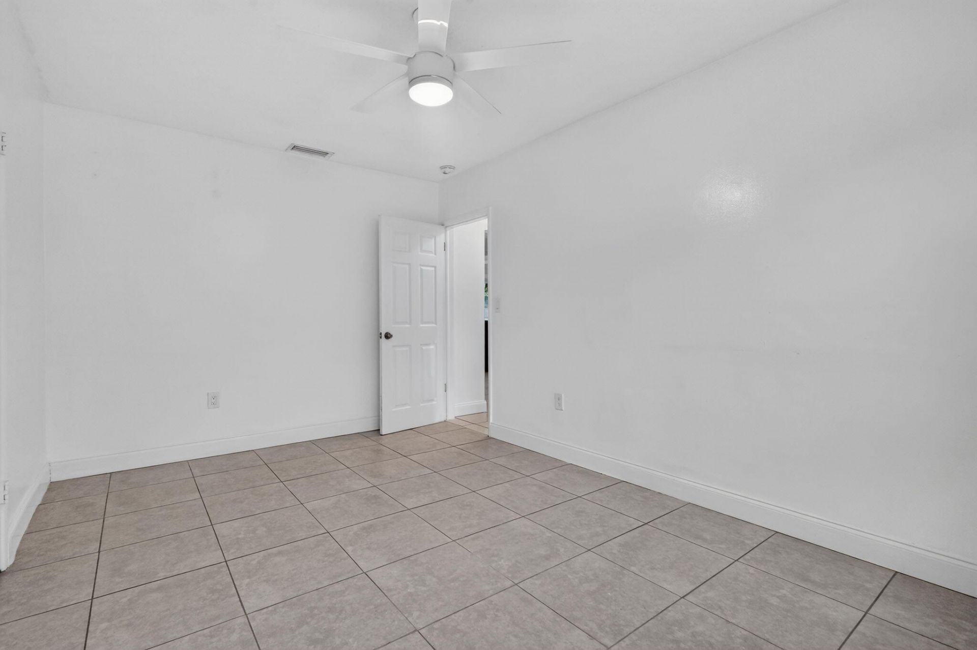2707 Bahama Drive, Miramar, FL 33023 Photo