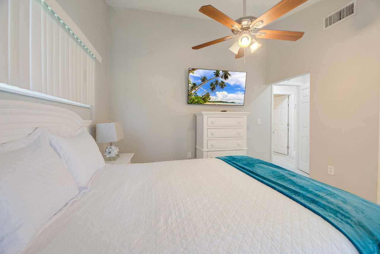 902 Palm Avenue, Unit 3, Boca Raton, FL 33432 Photo