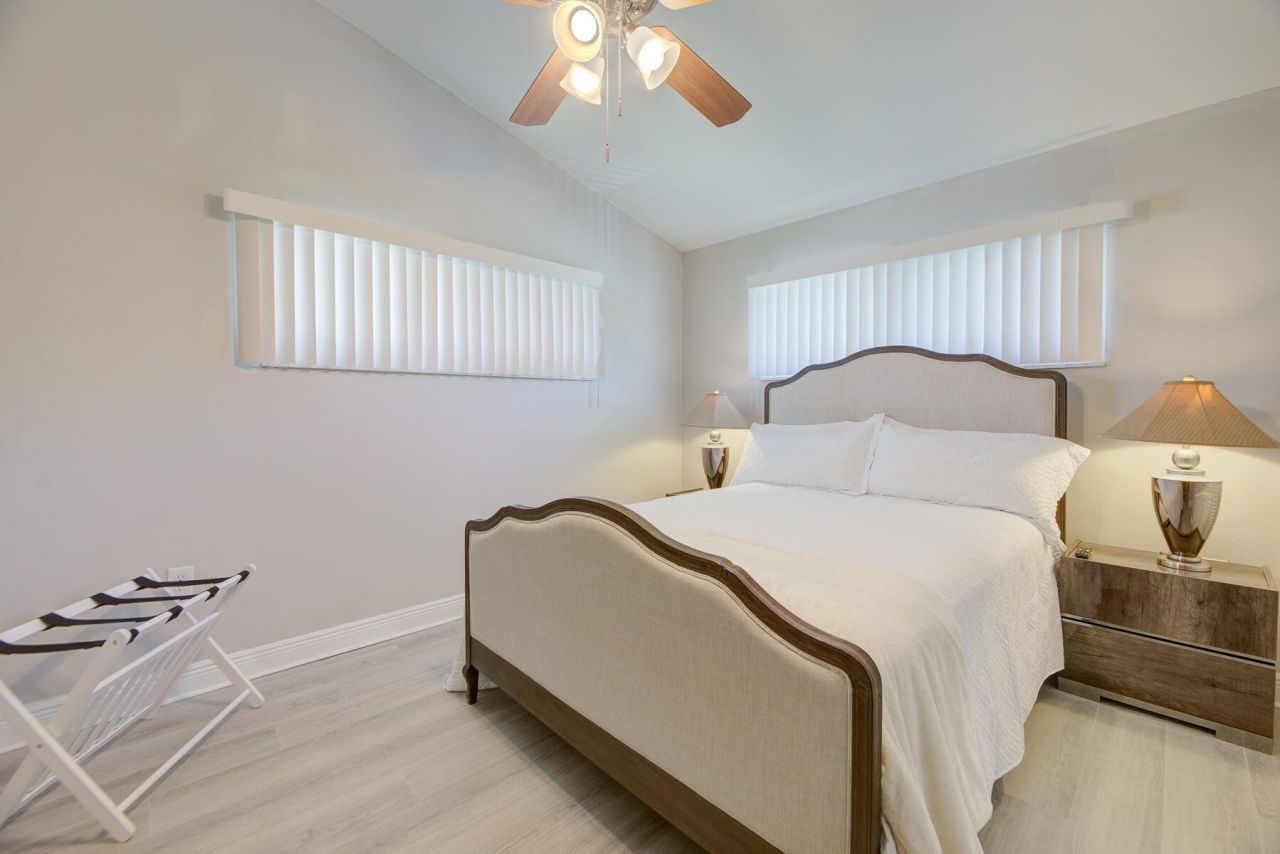902 Palm Avenue, Unit 3, Boca Raton, FL 33432 Photo