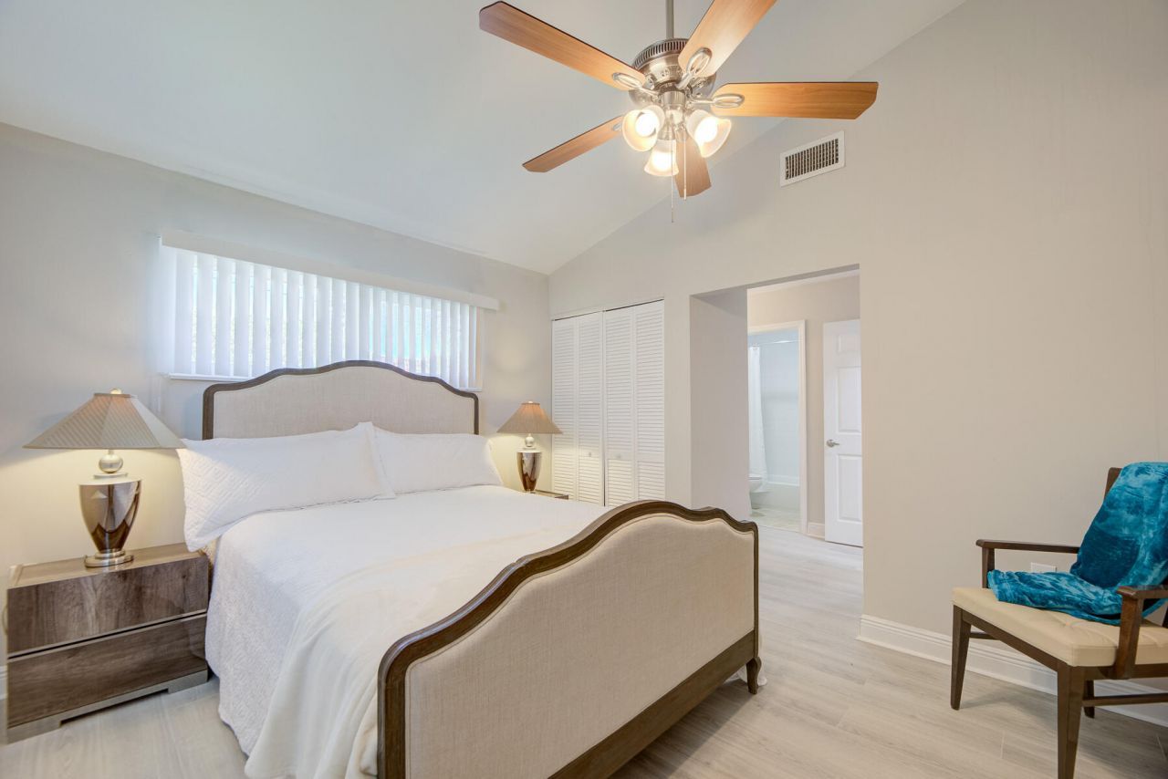 902 Palm Avenue, Unit 3, Boca Raton, FL 33432 Photo