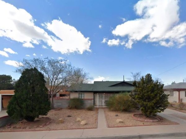 2917 Sierra Drive NE, Albuquerque, NM 87110