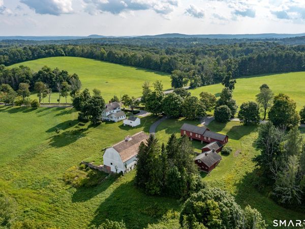 162 Hutchinson, Litchfield, CT 06759