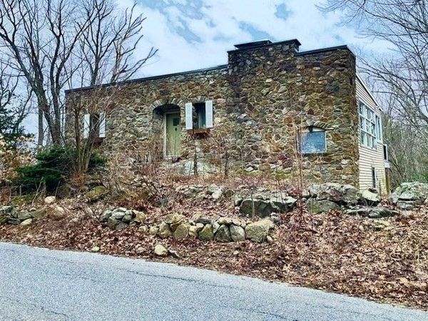 316 Hancock St., Wrentham, MA 02093