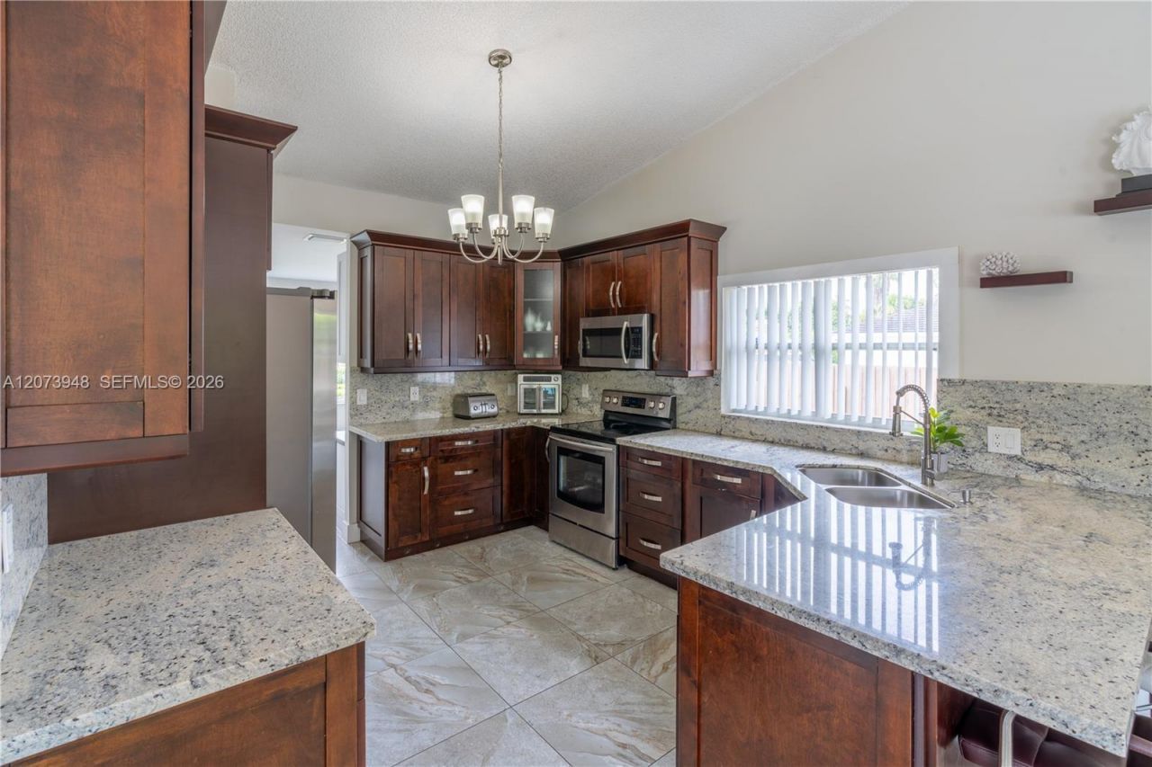 7301 SW 159th Ave , Miami, FL 33193 Photo