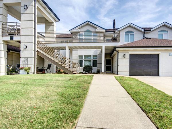 109 Oxford Drive, Unit 2, Branson, MO 65616
