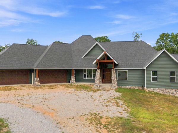 4028 Missouri 17 , Pomona, MO 65789