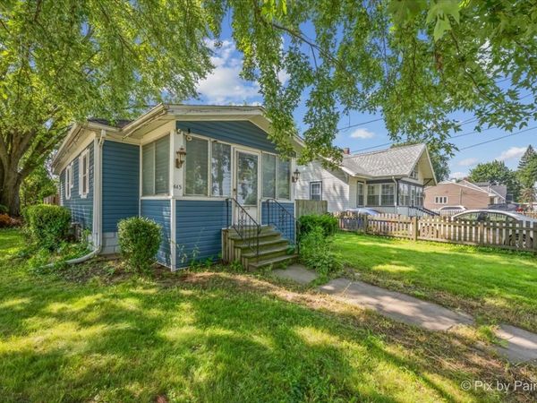 645 Slade Avenue , Elgin, IL 60120