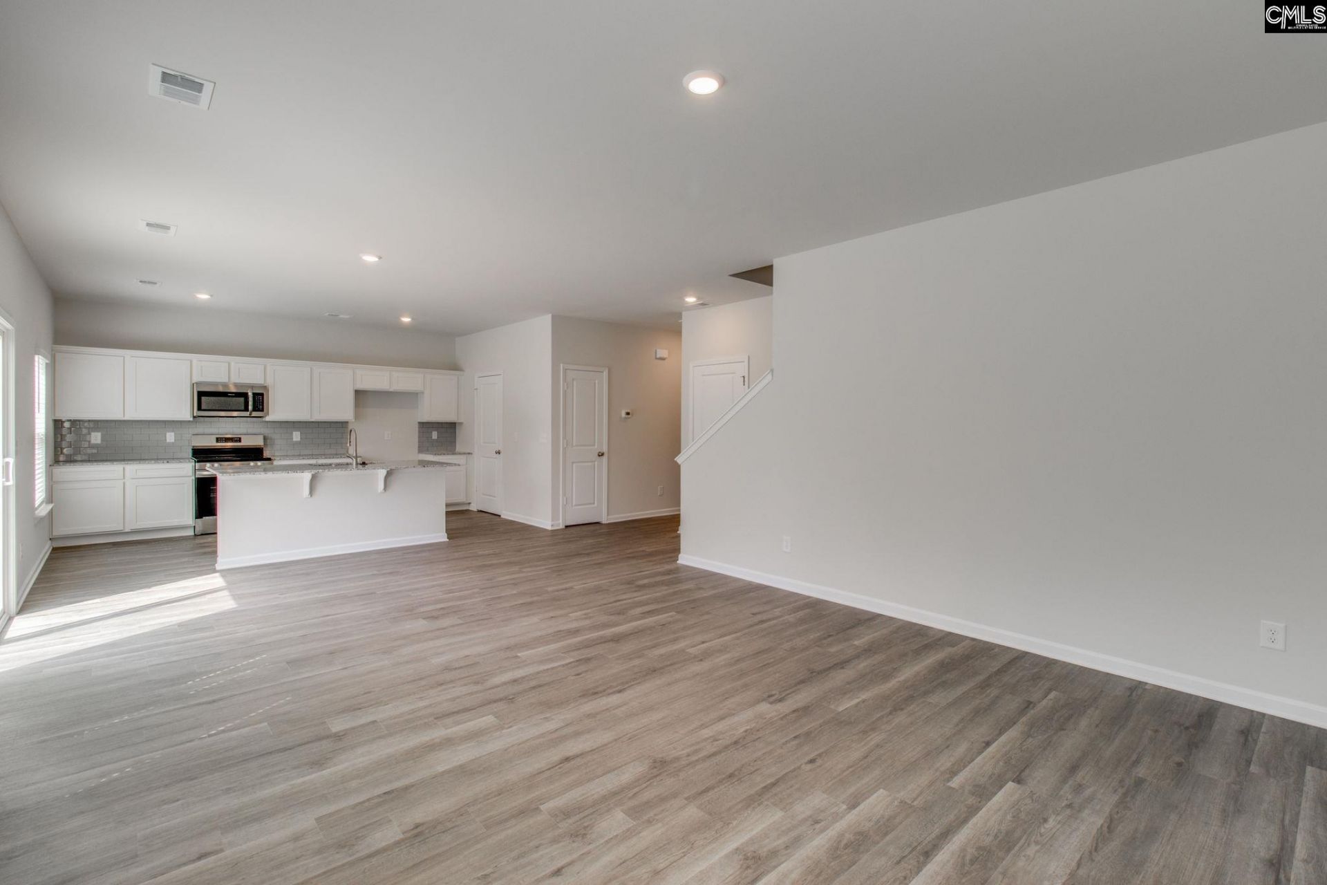 547 Cromer Road Photo 11