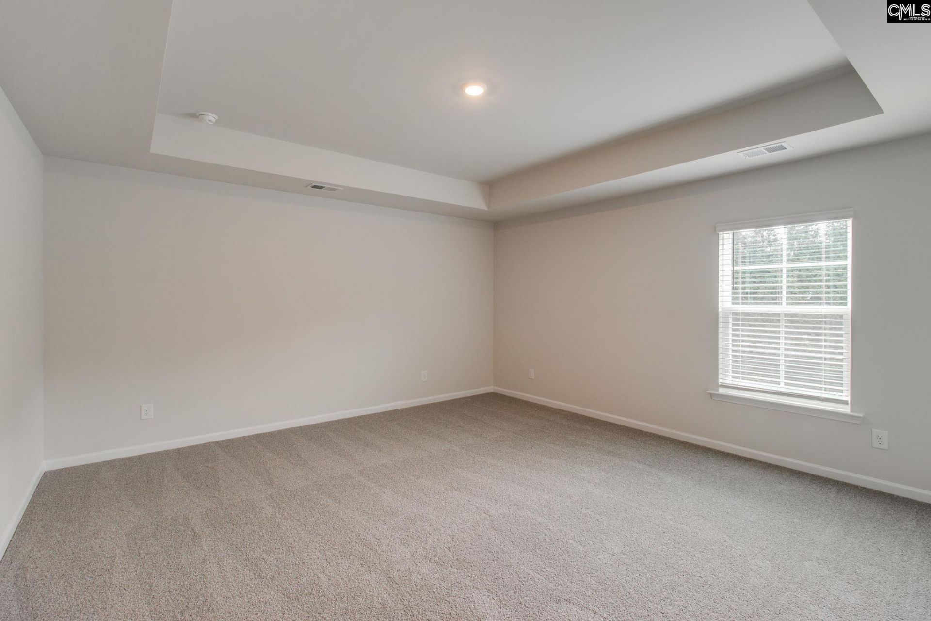 547 Cromer Road Photo 17