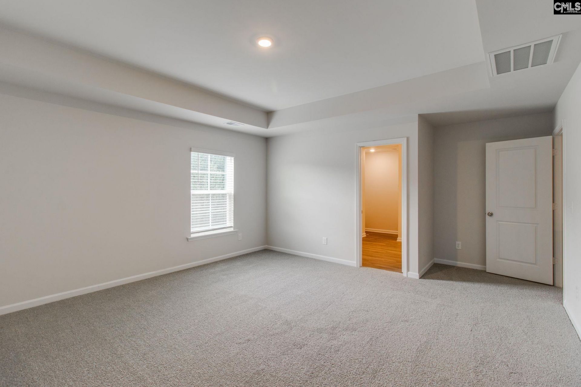 547 Cromer Road Photo 18