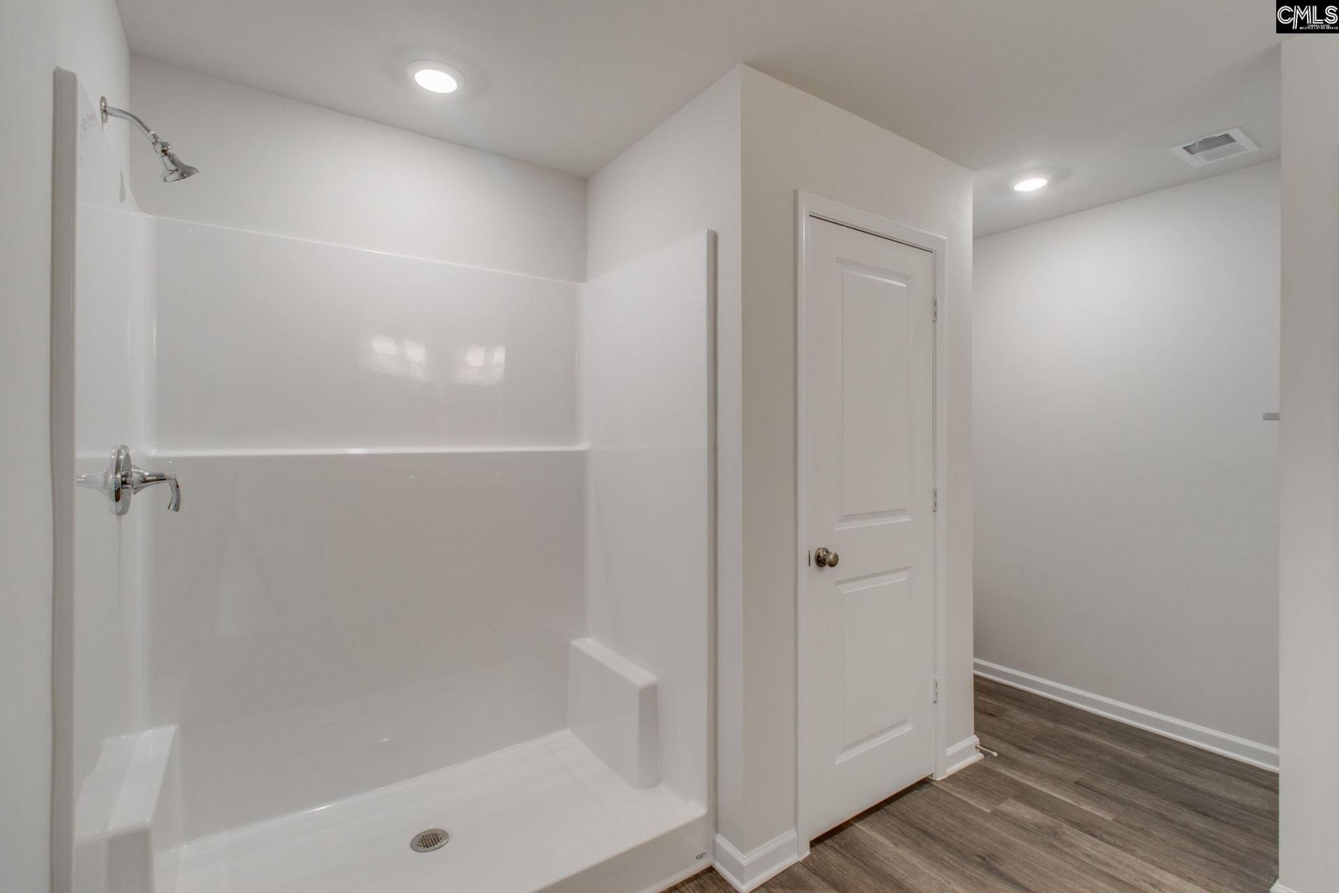 547 Cromer Road Photo 20