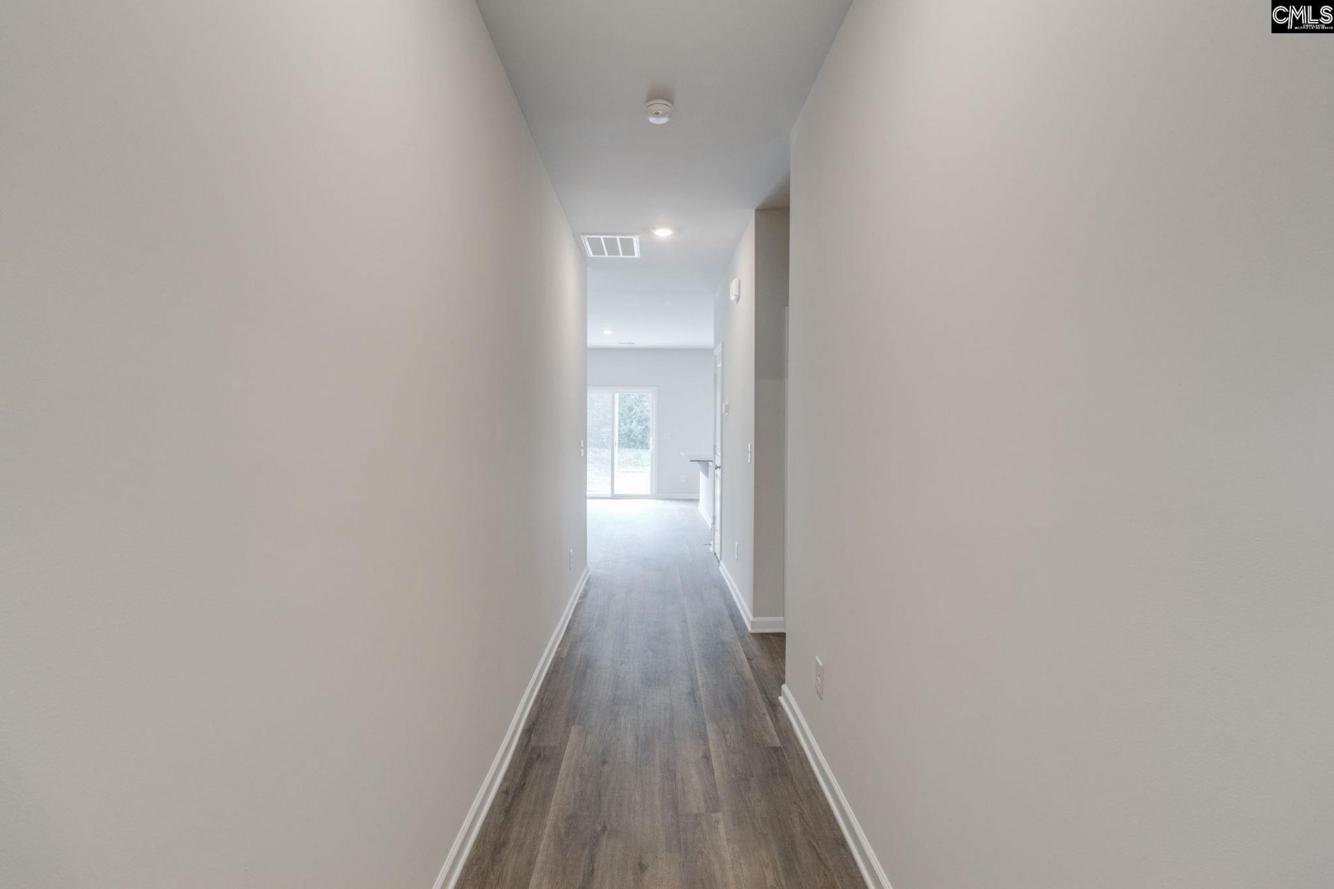 547 Cromer Road Photo 5