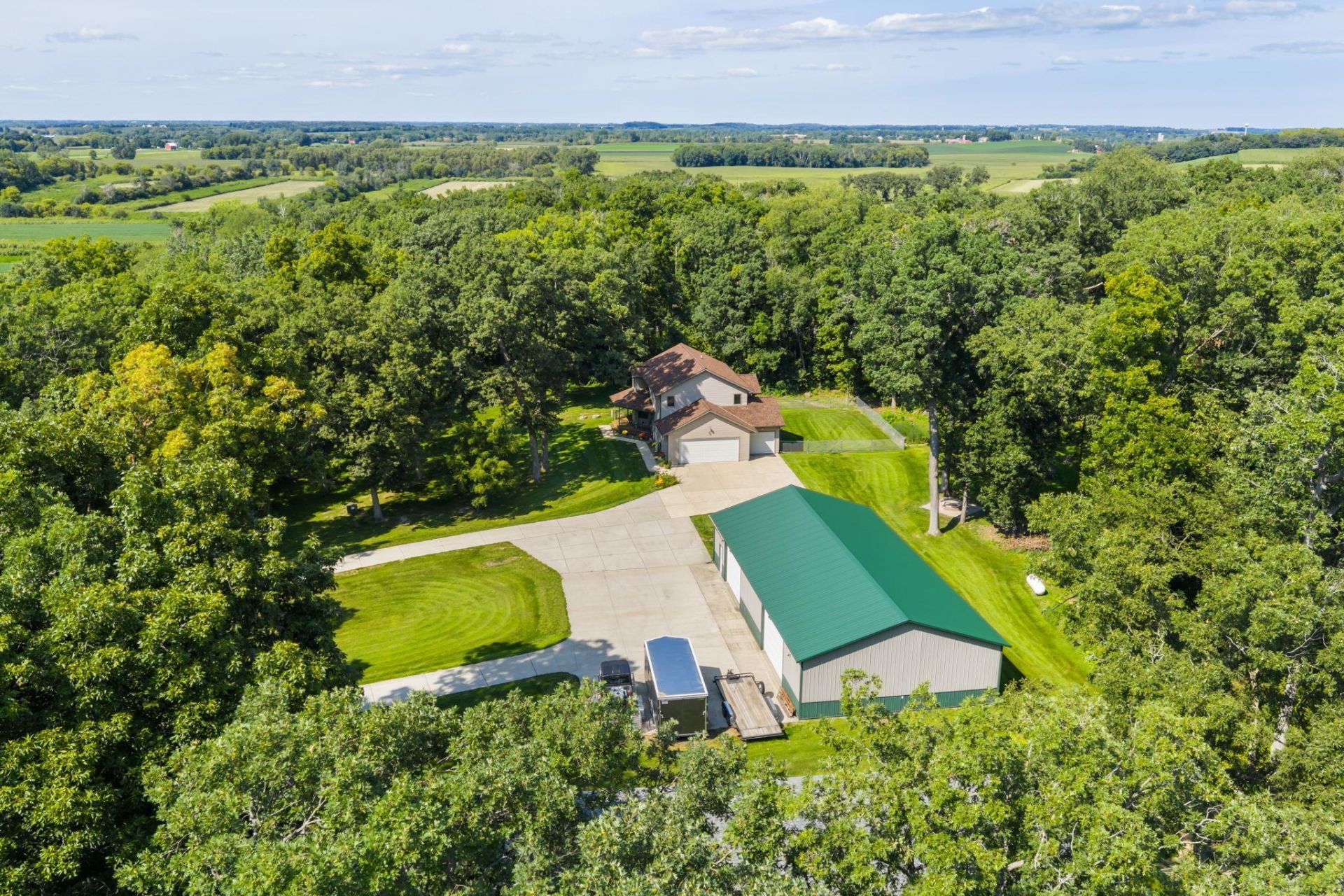 966 Sherman Drive, Marshall, WI 53559 Main Photo