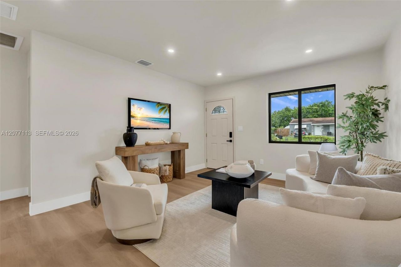 2651 Fletcher Ct, Hollywood, FL 33020 Photo