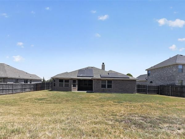 7526 Park Avenue, Forest Hill, TX 76140