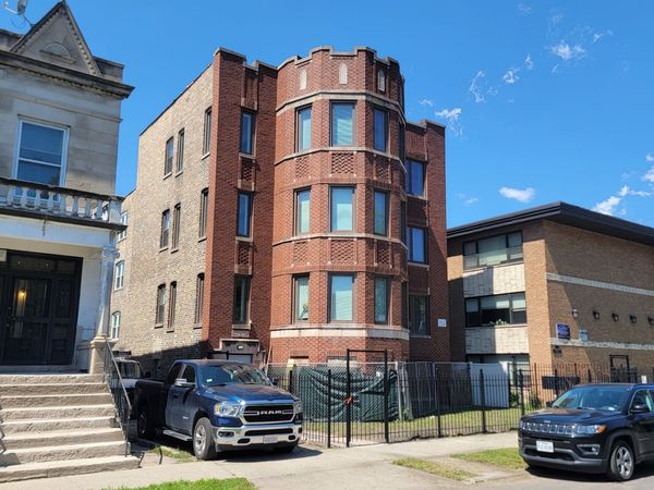 6418 S VERNON Avenue, Chicago, IL 60637