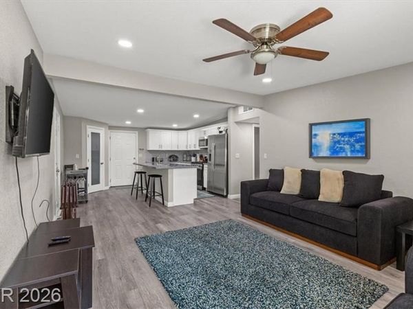 2964 Berman Street , Las Vegas, NV 89169