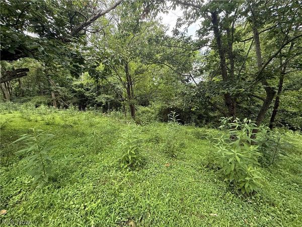 3823 County Rd 16 , Corning, OH 43730