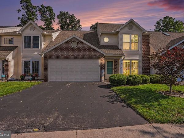 5 WINDCROFT COURT, CARLISLE, PA 17015