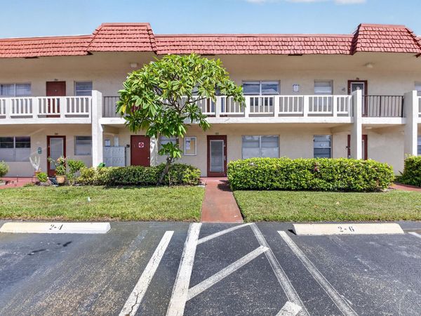 2 Abbey Lane, Unit 205, Delray Beach, FL 33446