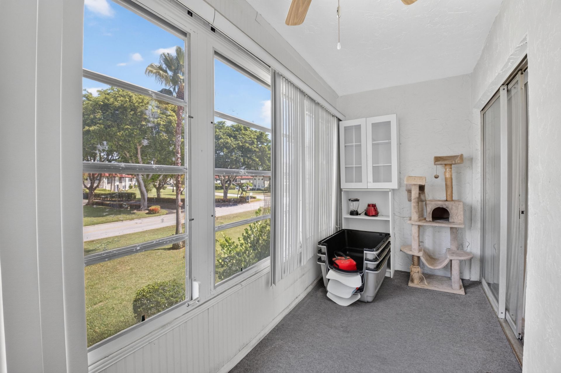 2 Abbey Lane, Unit 205, Delray Beach, FL 33446 Photo