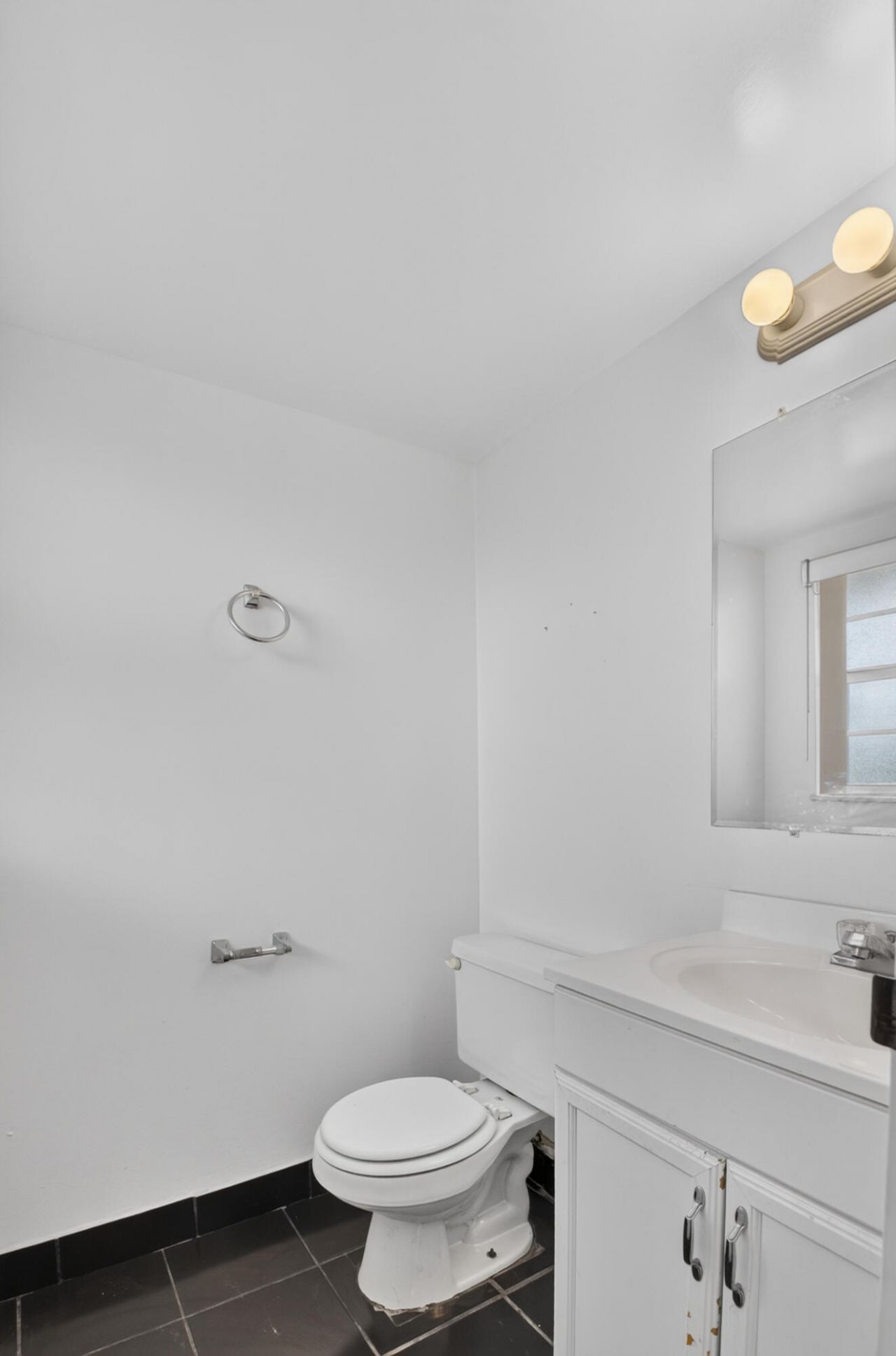 2 Abbey Lane, Unit 205, Delray Beach, FL 33446 Photo