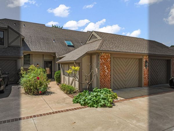3403 Seminole Drive, Lawrence, KS 66047