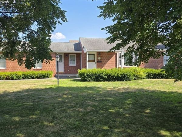 309 Island Pond, Springfield, MA 01118