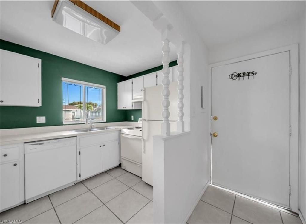 8071 Country Rd , Unit 206, Fort Myers, FL 33919 Photo