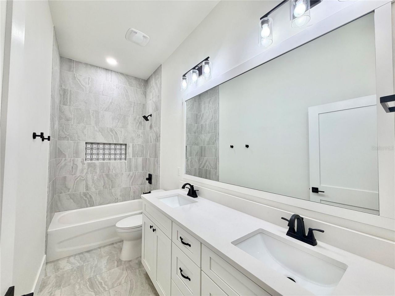 2598 NW 48th Terrace , Gainesville, FL 32606 Photo