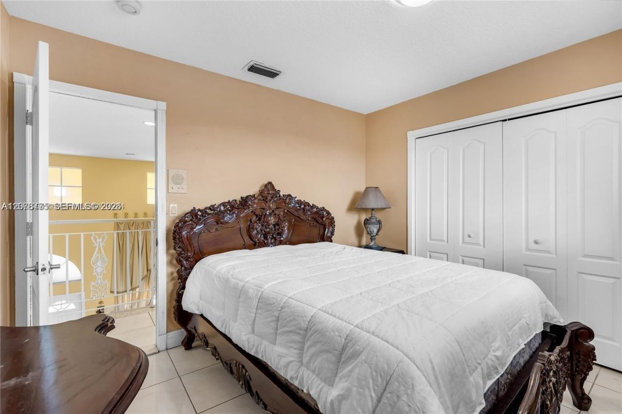 13904 SW 18th Ter, Miami, FL 33175 Photo
