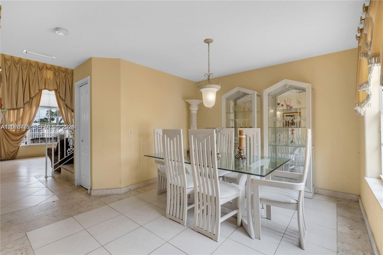 13904 SW 18th Ter, Miami, FL 33175 Photo