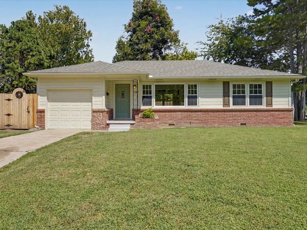 5249 S Saint Louis Avenue , Tulsa, OK 74105