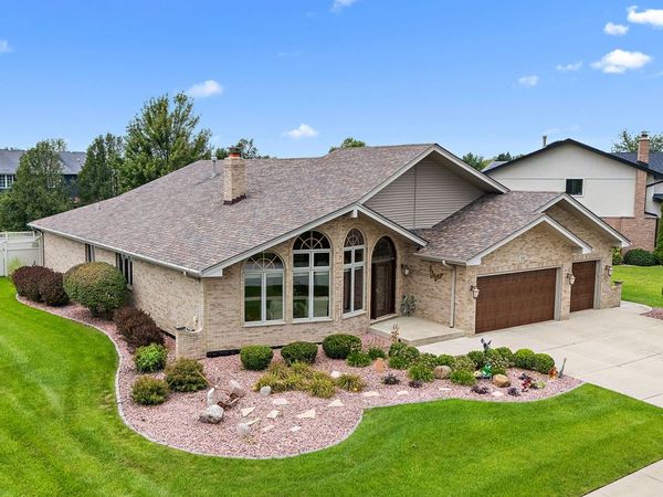 8446 Fairfield Lane , Tinley Park, IL 60487