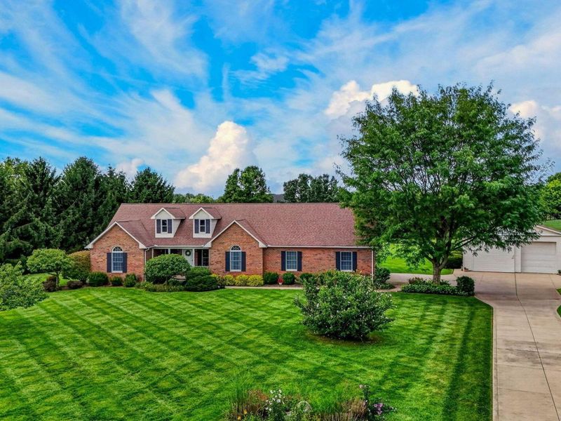 1369 Traci Lynn Court, Canal Winchester, OH 43110 Photo 16